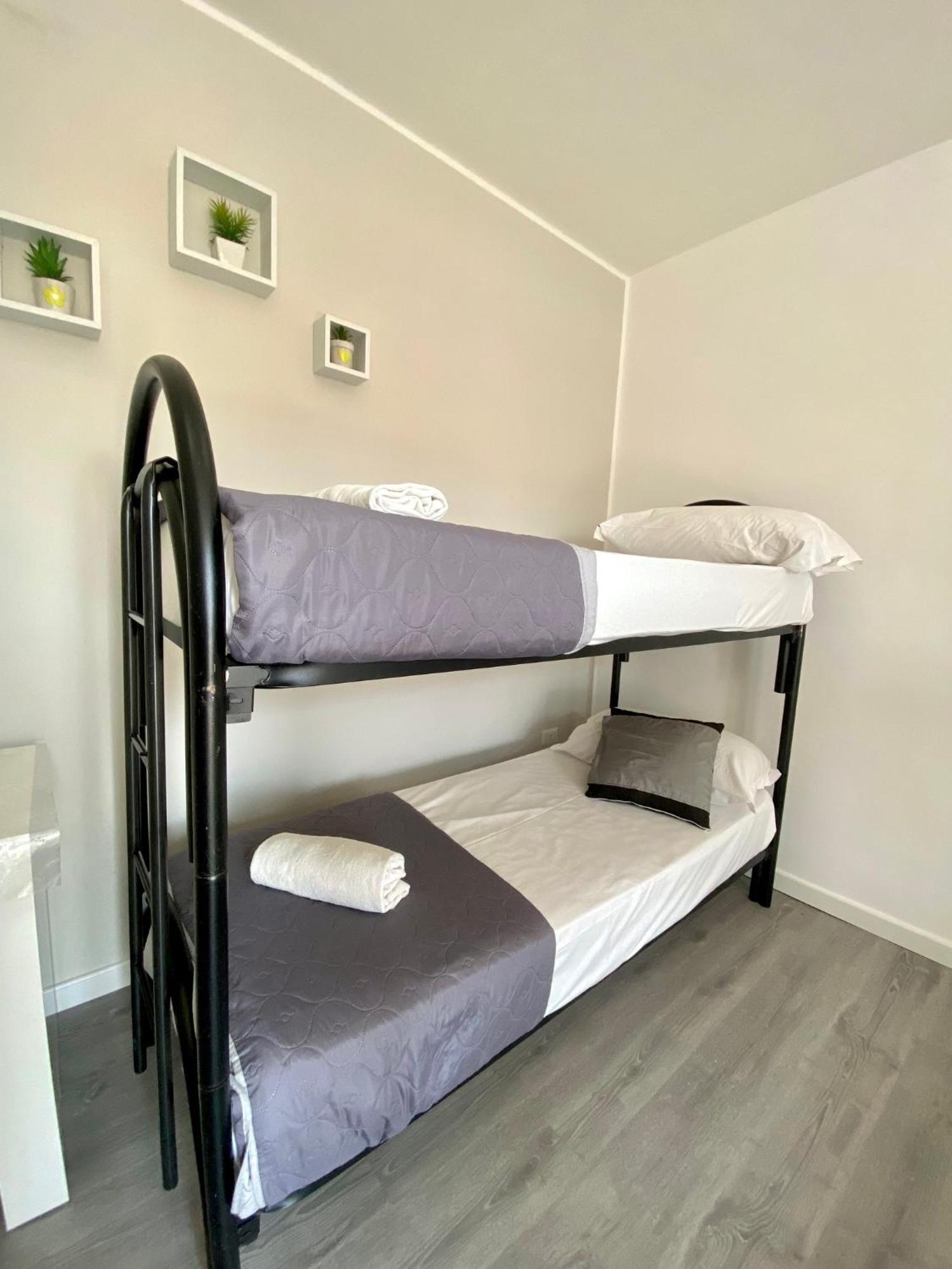 Capodichino Apartment 127 - 20 Napoli Ngoại thất bức ảnh