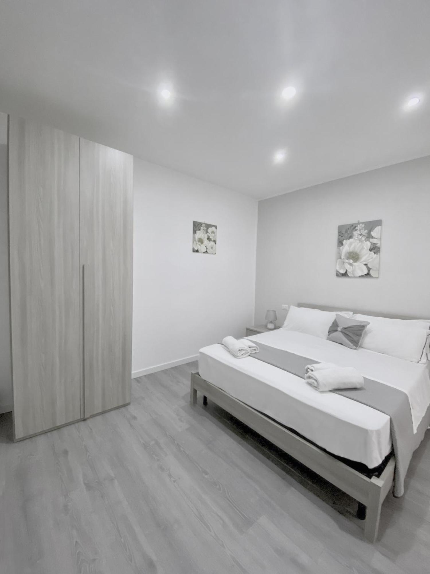 Capodichino Apartment 127 - 20 Napoli Ngoại thất bức ảnh