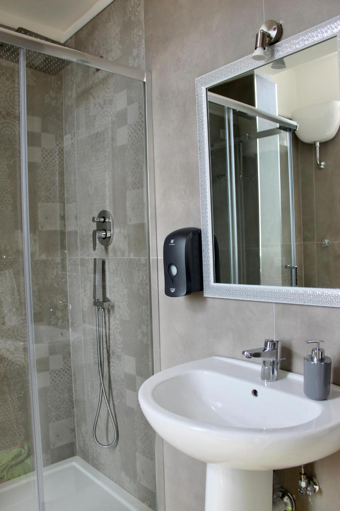 Capodichino Apartment 127 - 20 Napoli Ngoại thất bức ảnh